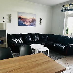Kapitänshaus an der Warnow mit Gemeinschaftsküche und Sauna
